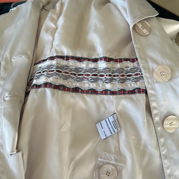 Jessica Simpson rain coat - Picture 6 of 6